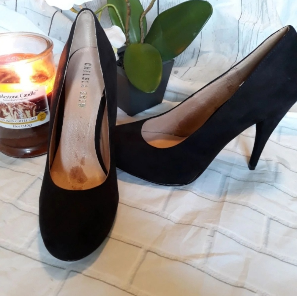 LCHELSA CREW  HEELS SIZE 41sz11